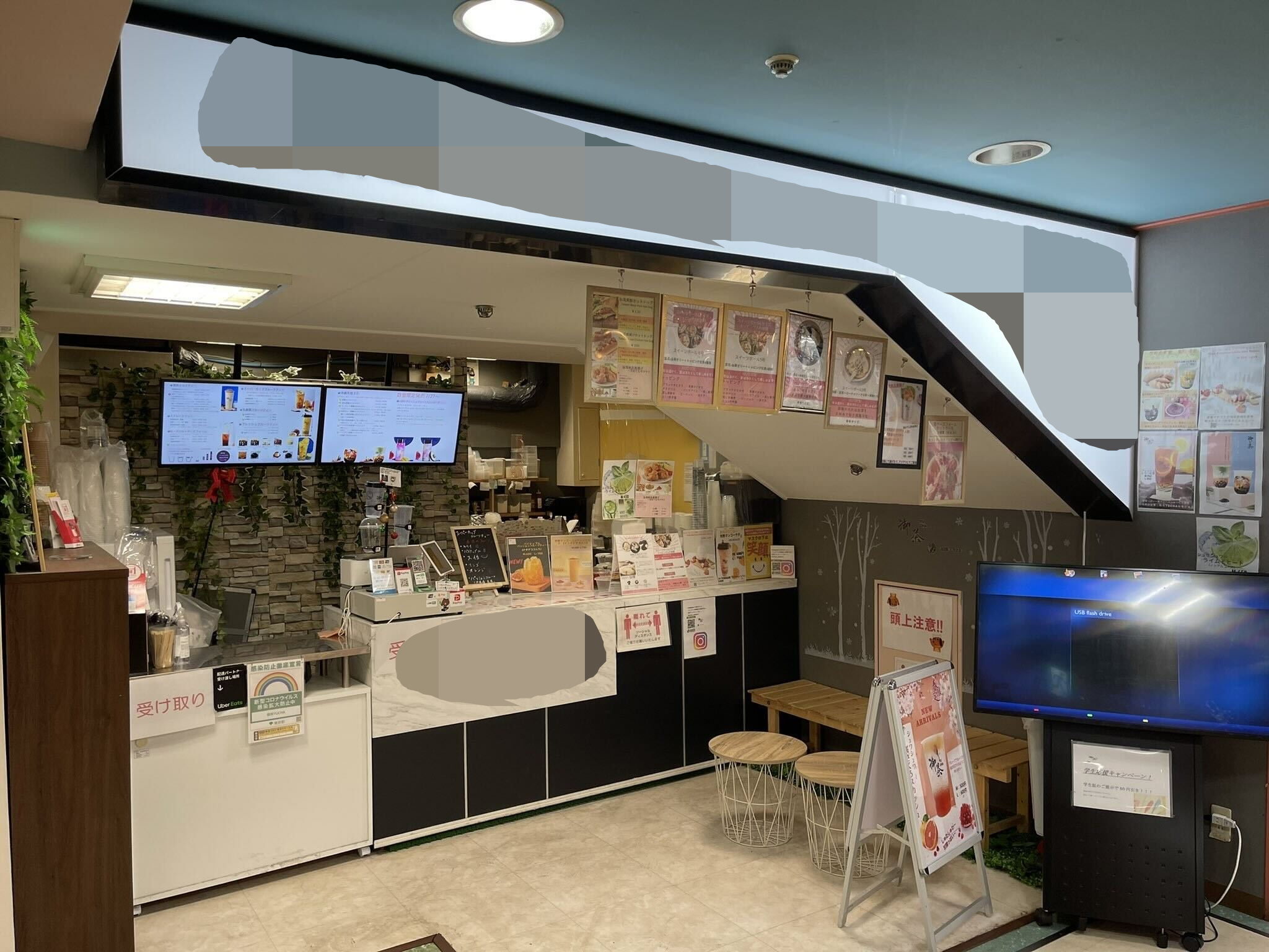 中野駅徒歩5分　中野ブロードウェイ内のテイクアウト店居抜き店舗物件